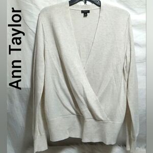 Ann Taylor Factory Sweater Sz.L Like New (BX84)